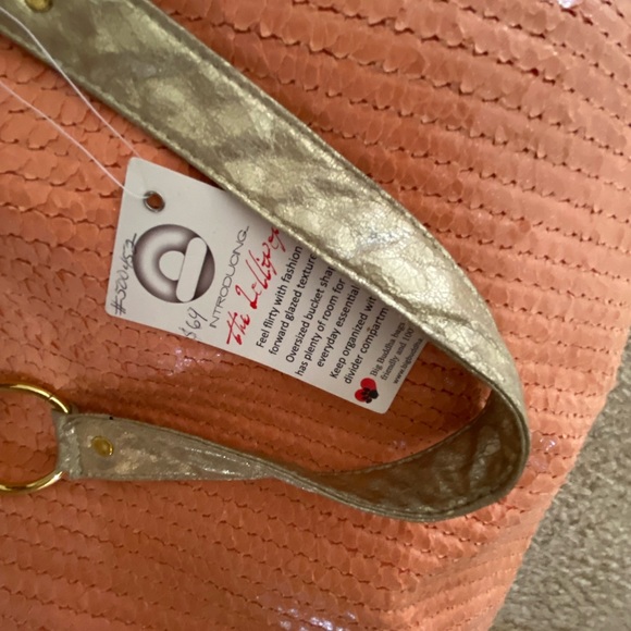 Big Buddha Peach Tote bag with gold trim - Picture 7 of 11